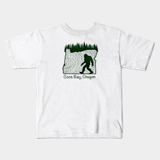 Coos Bay Oregon wood grain Bigfoot Kids T-Shirt